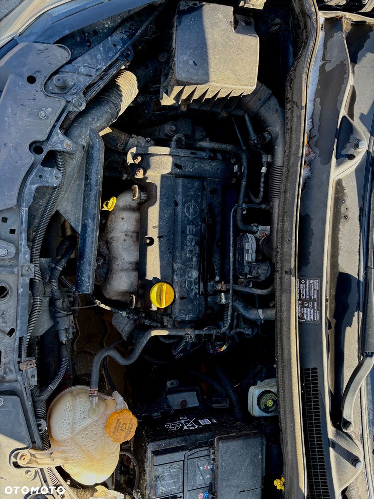 Opel Corsa - 9
