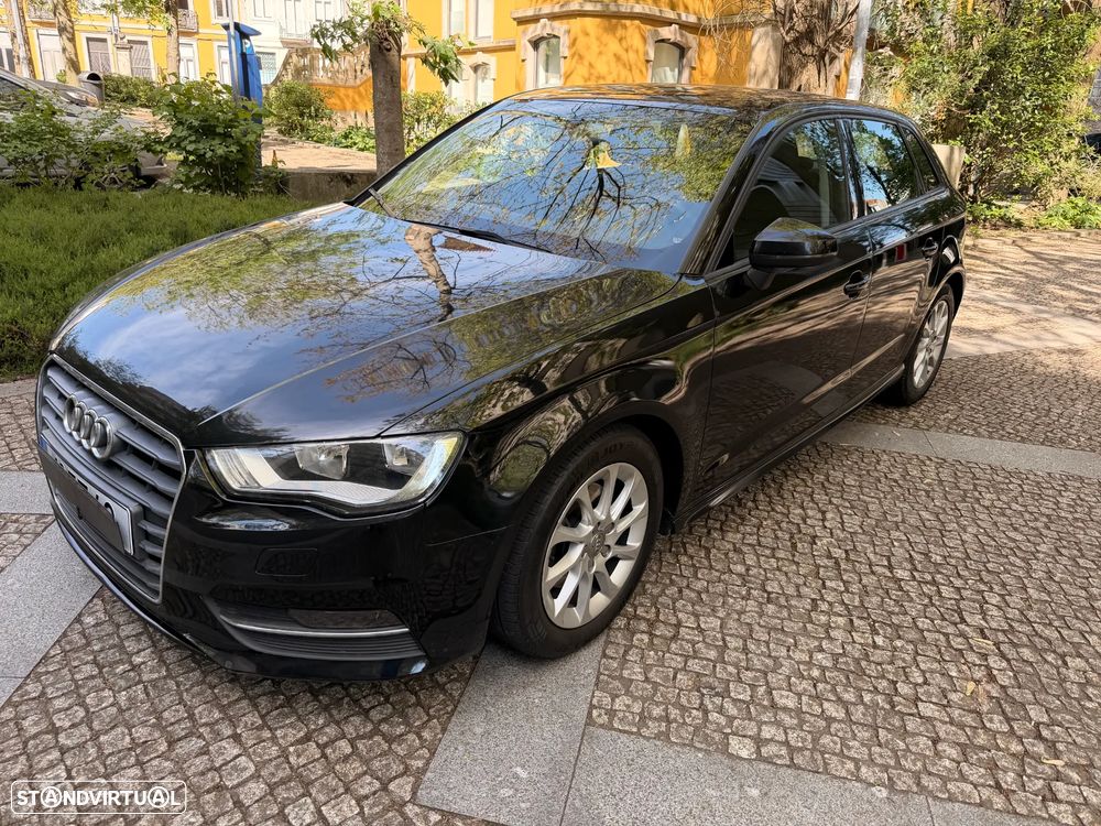 Audi A3 Sportback 1.6 TDI B.Line Attraction - 1