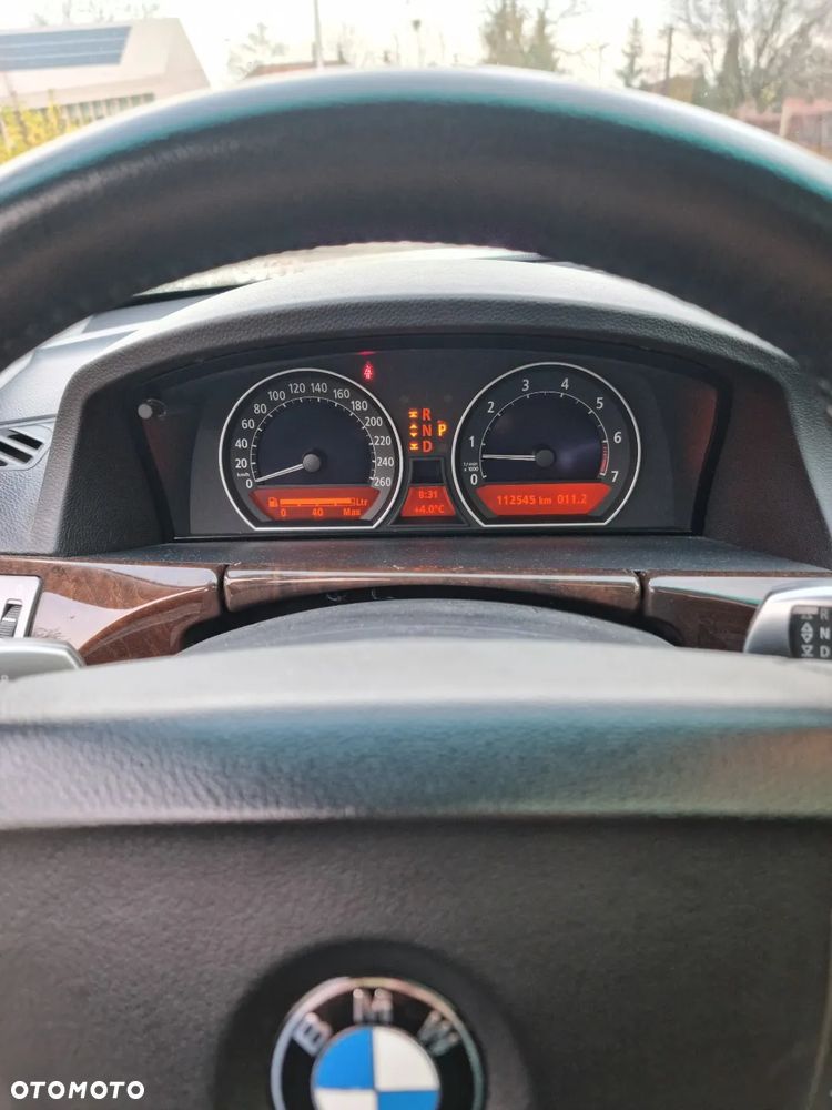 BMW Seria 7 740i - 18