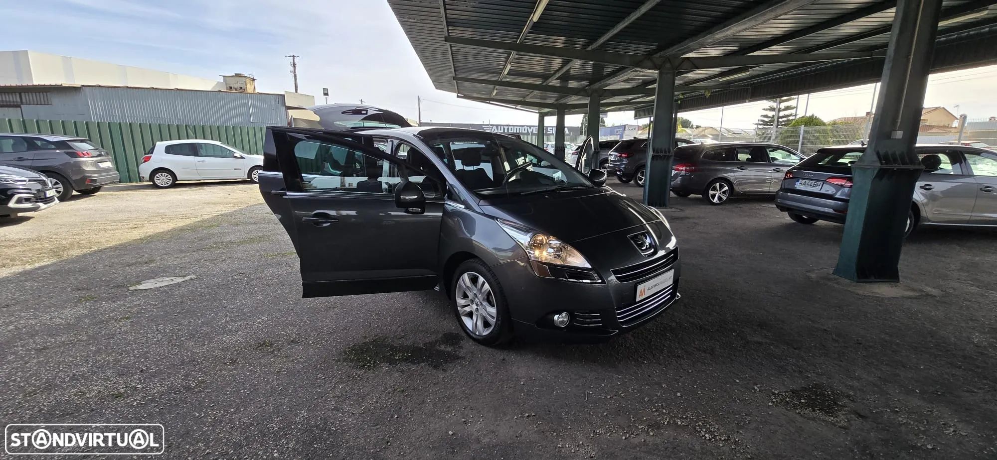 Peugeot 5008 2.0 HDi Executive JLL17 - 30