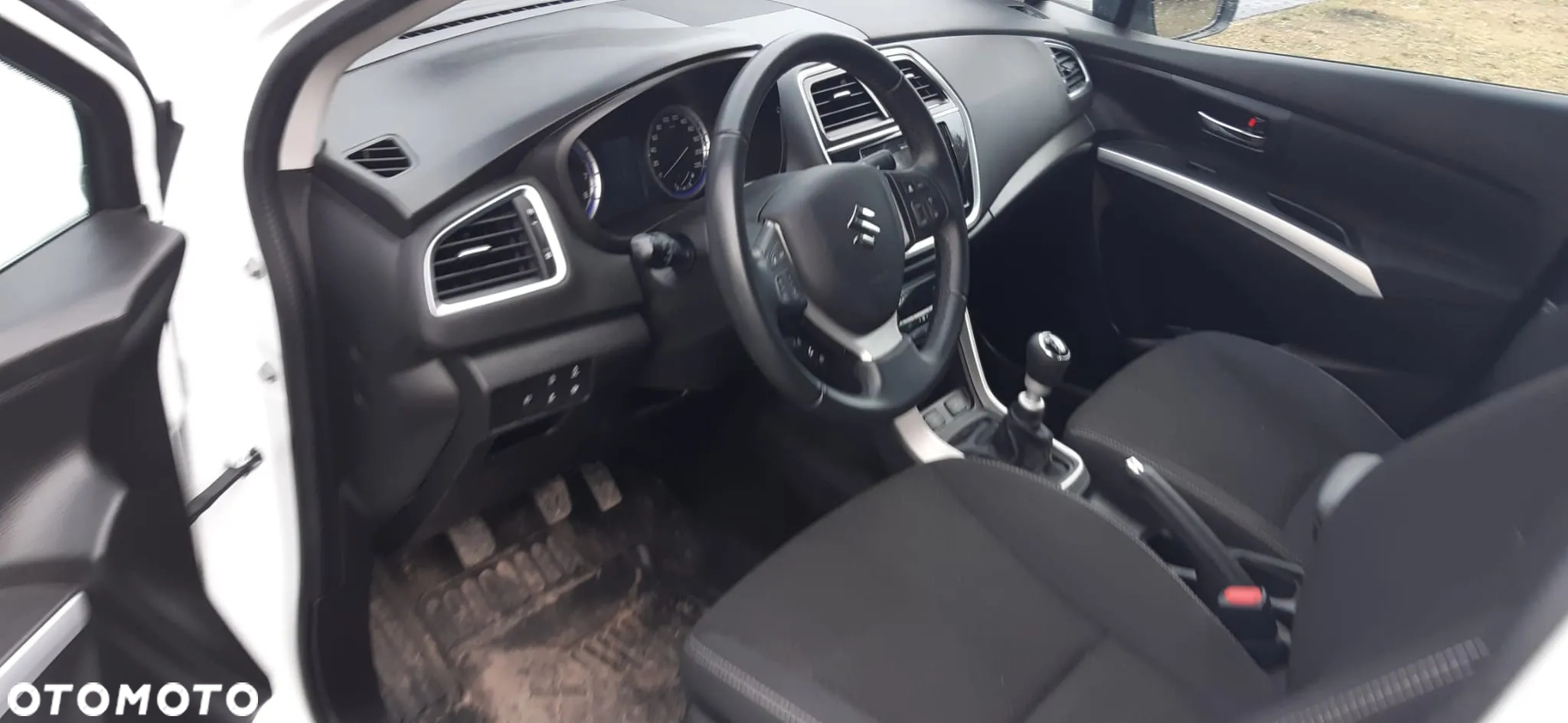 Suzuki SX4 - 23