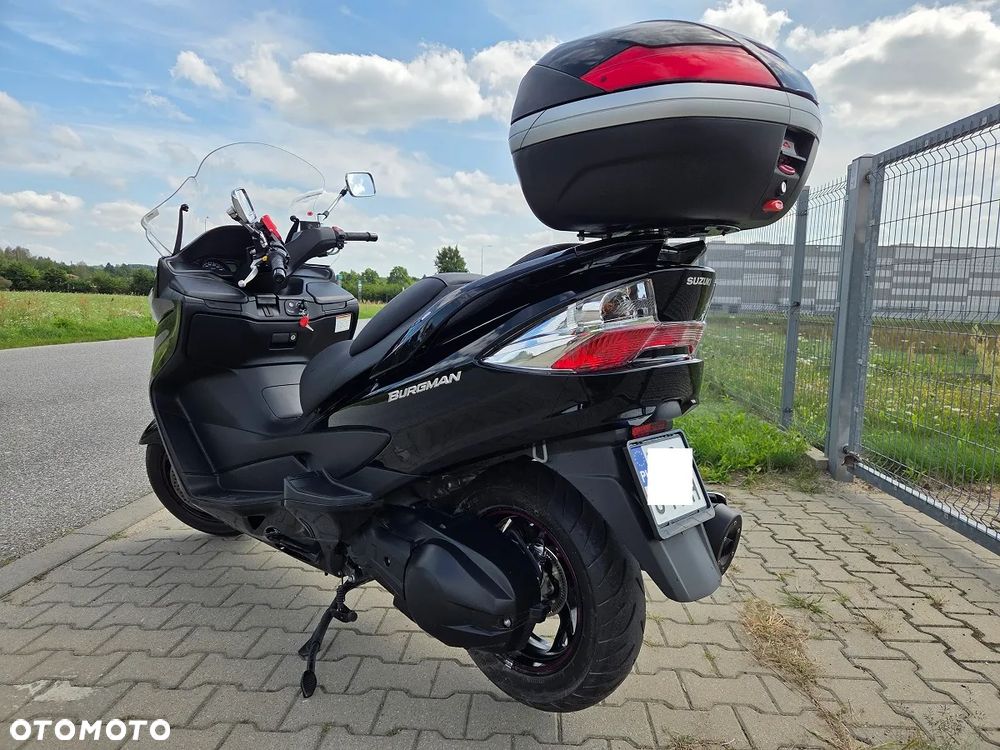 Suzuki Burgman - 6