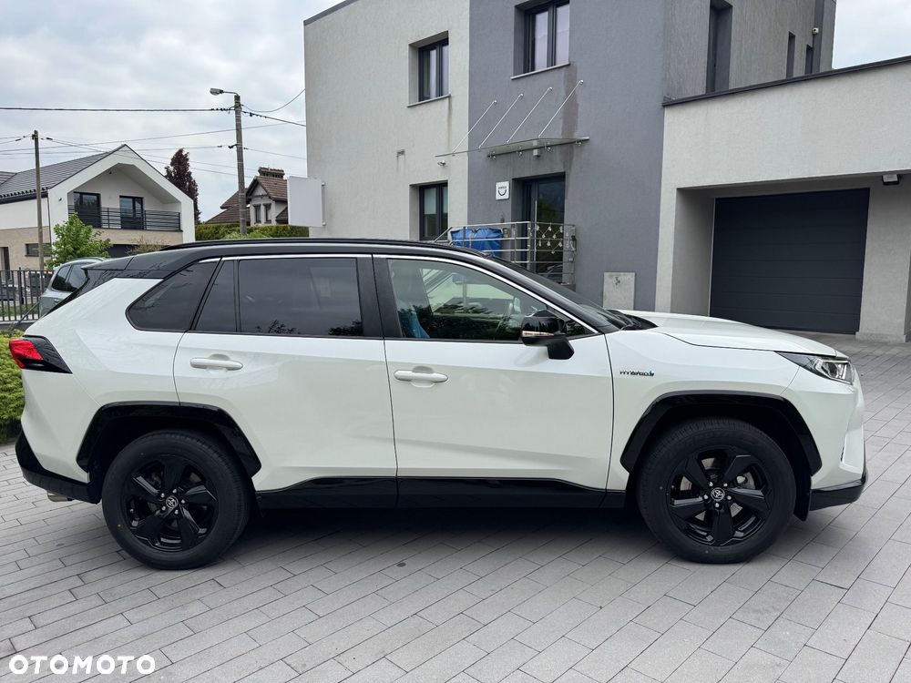 Toyota RAV4 - 3