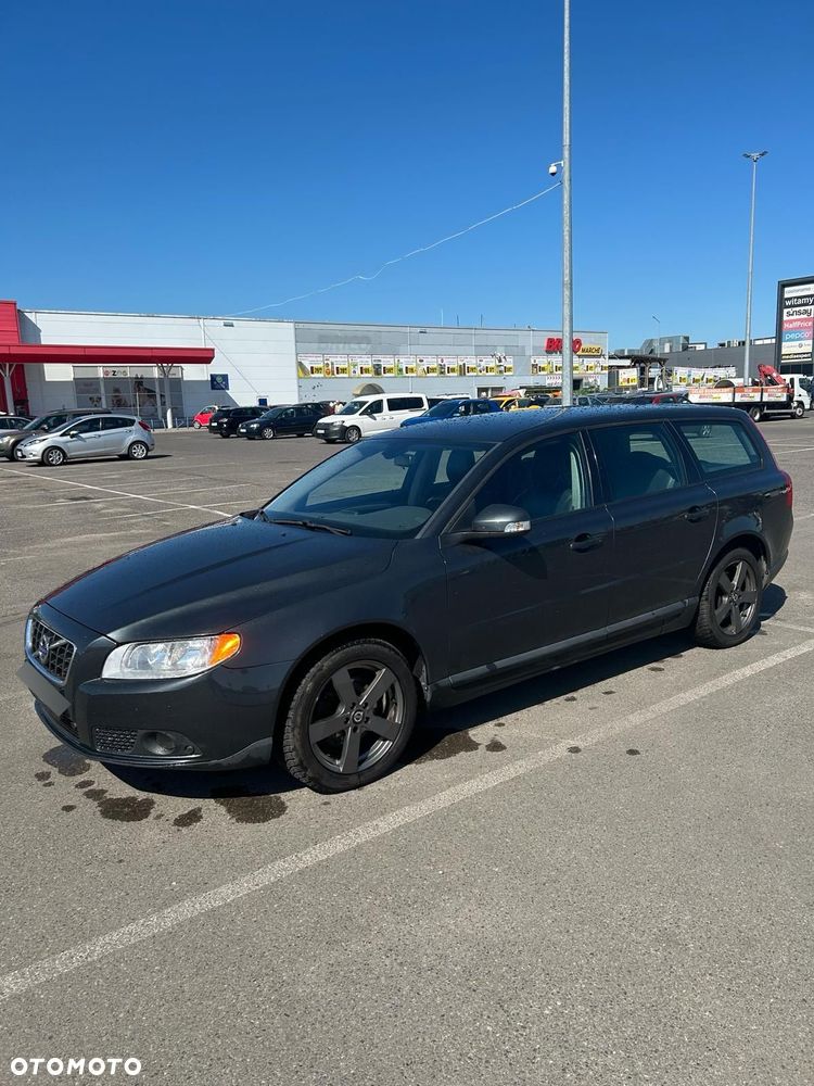 Volvo V70 - 3
