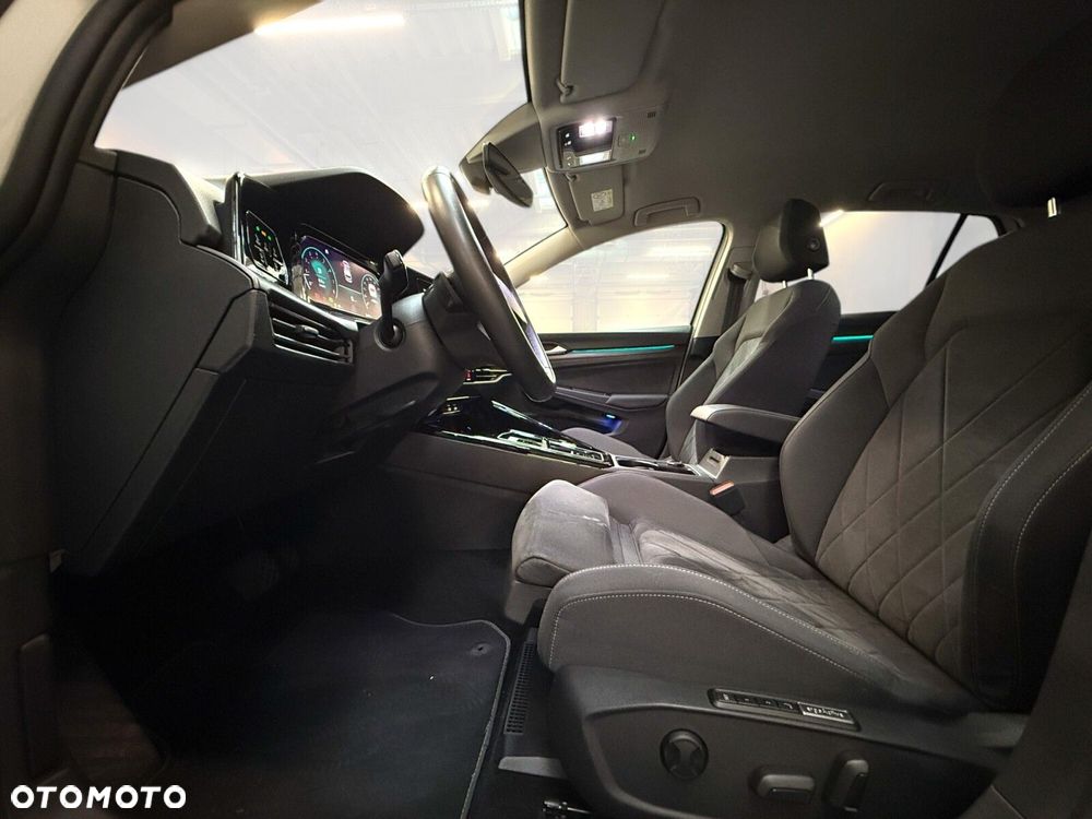 Volkswagen Golf - 20