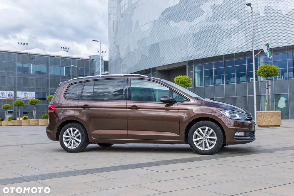 Volkswagen Touran - 6