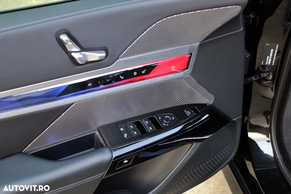 BMW Seria 7 740d xDrive MHEV - 21