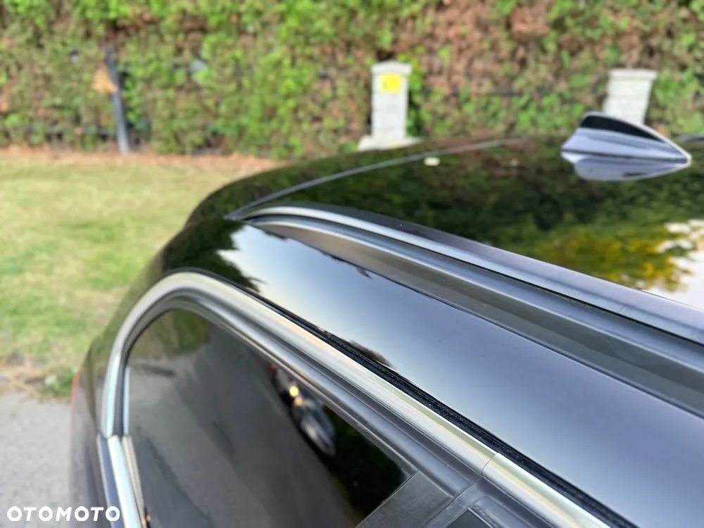 BMW Seria 3 320d Efficient Dynamics Sport Line - 13