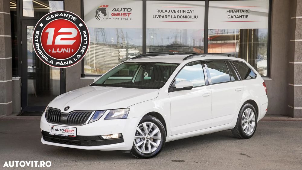 Skoda Octavia Combi Diesel 1.6 TDI DSG Ambition - 1