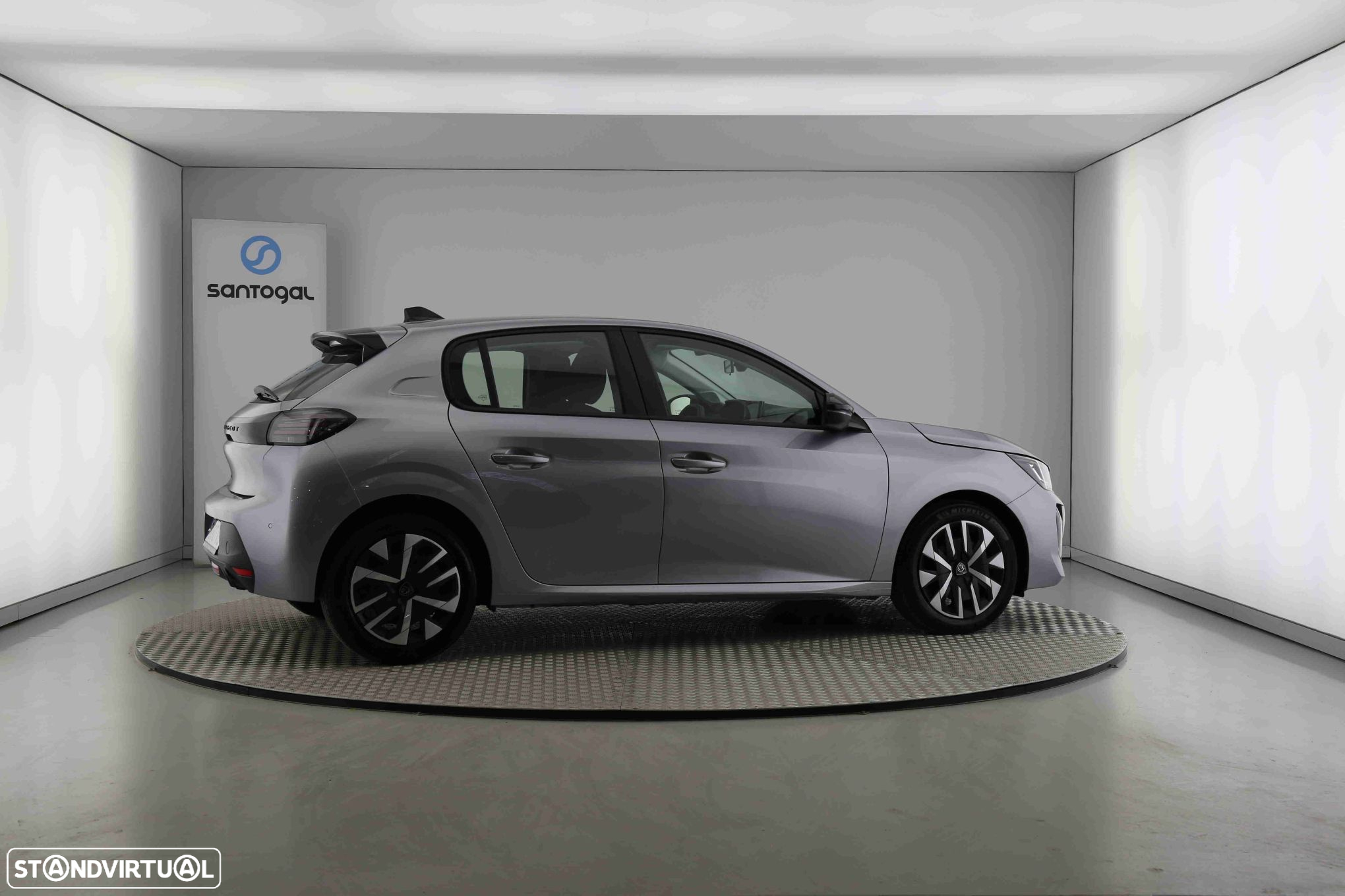 Peugeot 208 1.2 PureTech Active - 3