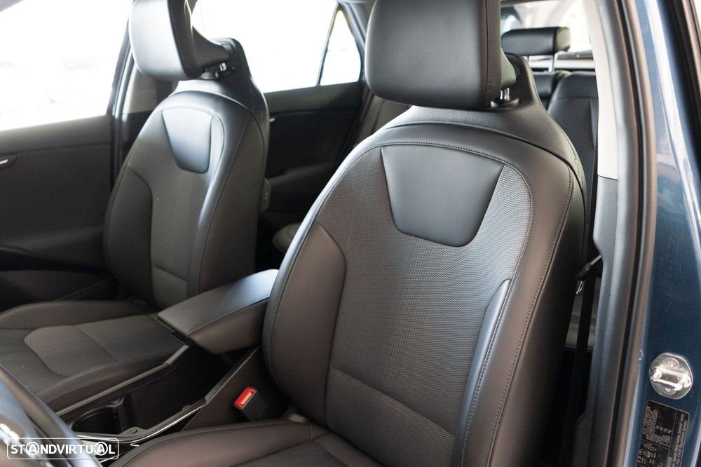 Kia Niro EV 64kWh Drive - 8