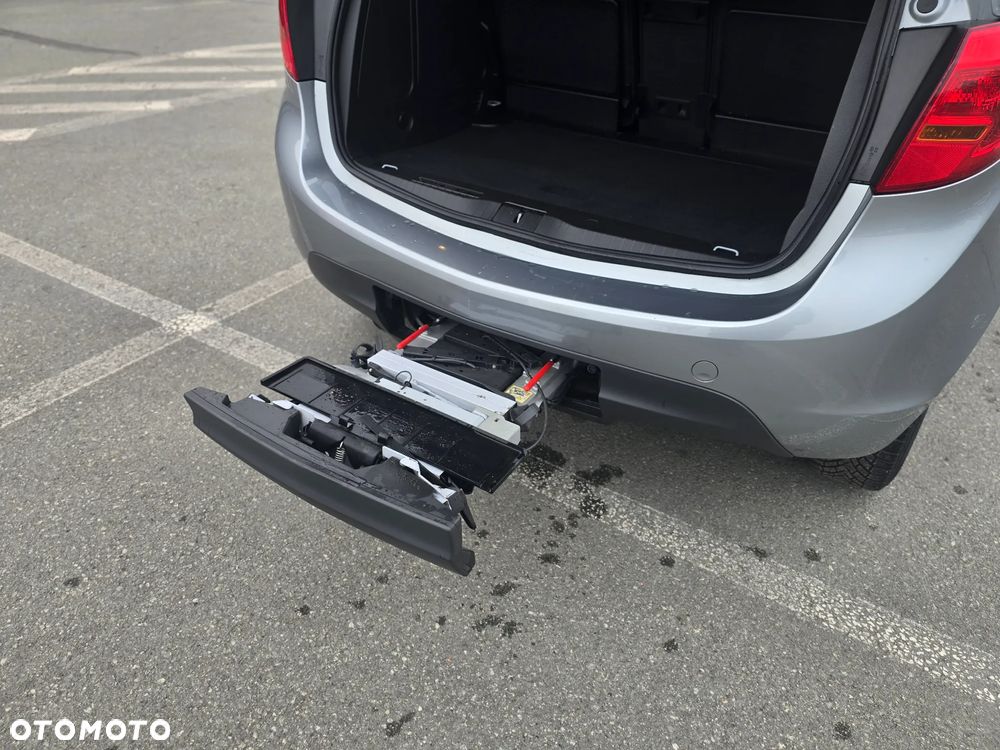 Opel Meriva - 12