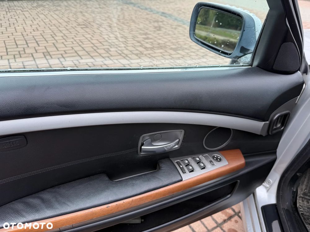 BMW Seria 7 750Li - 20