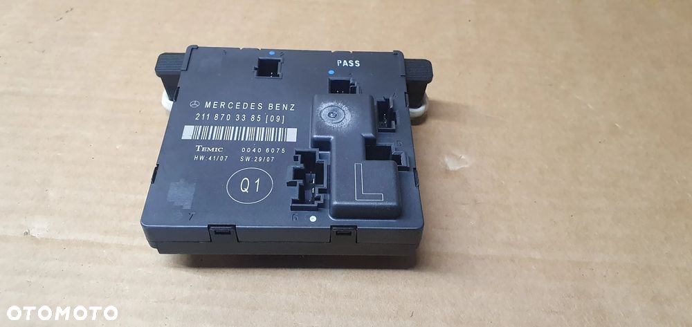 Moduł sterownik drzwi lewy tył Mercedes E Klasa W211 Lift A2118703385 - 2