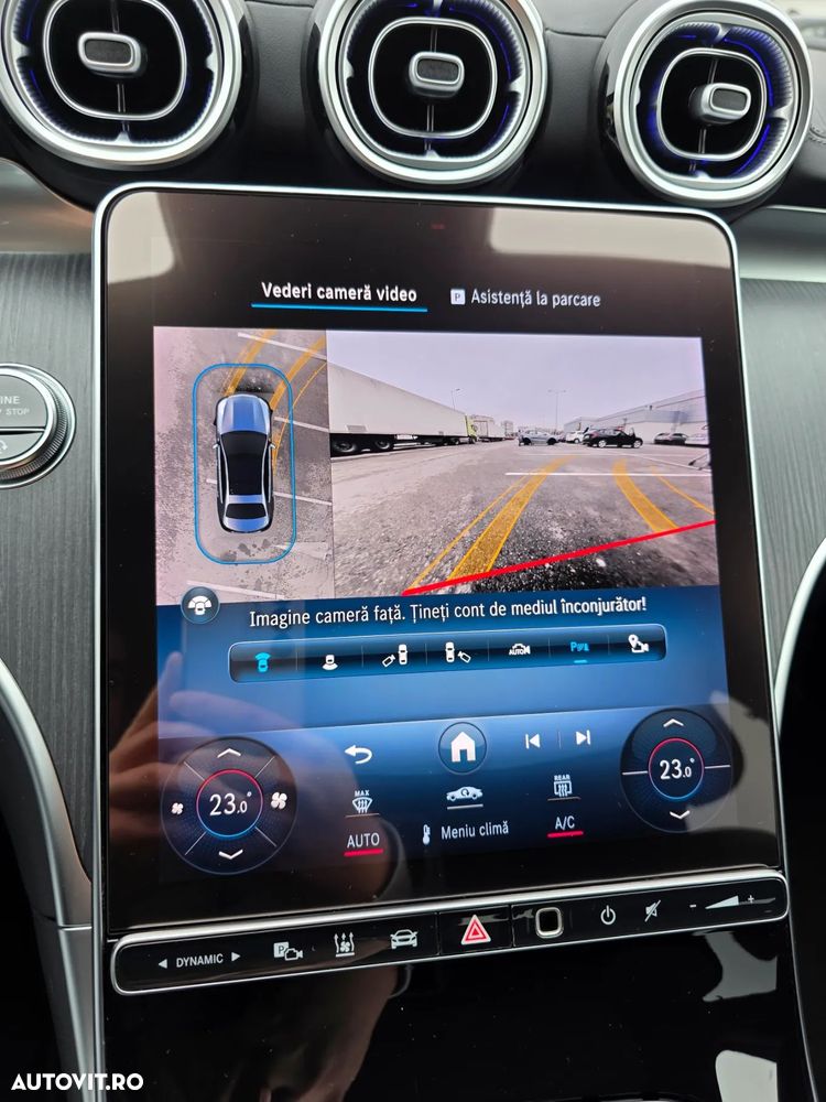 Mercedes-Benz C 300 4Matic T 9G-TRONIC AMG Line - 18