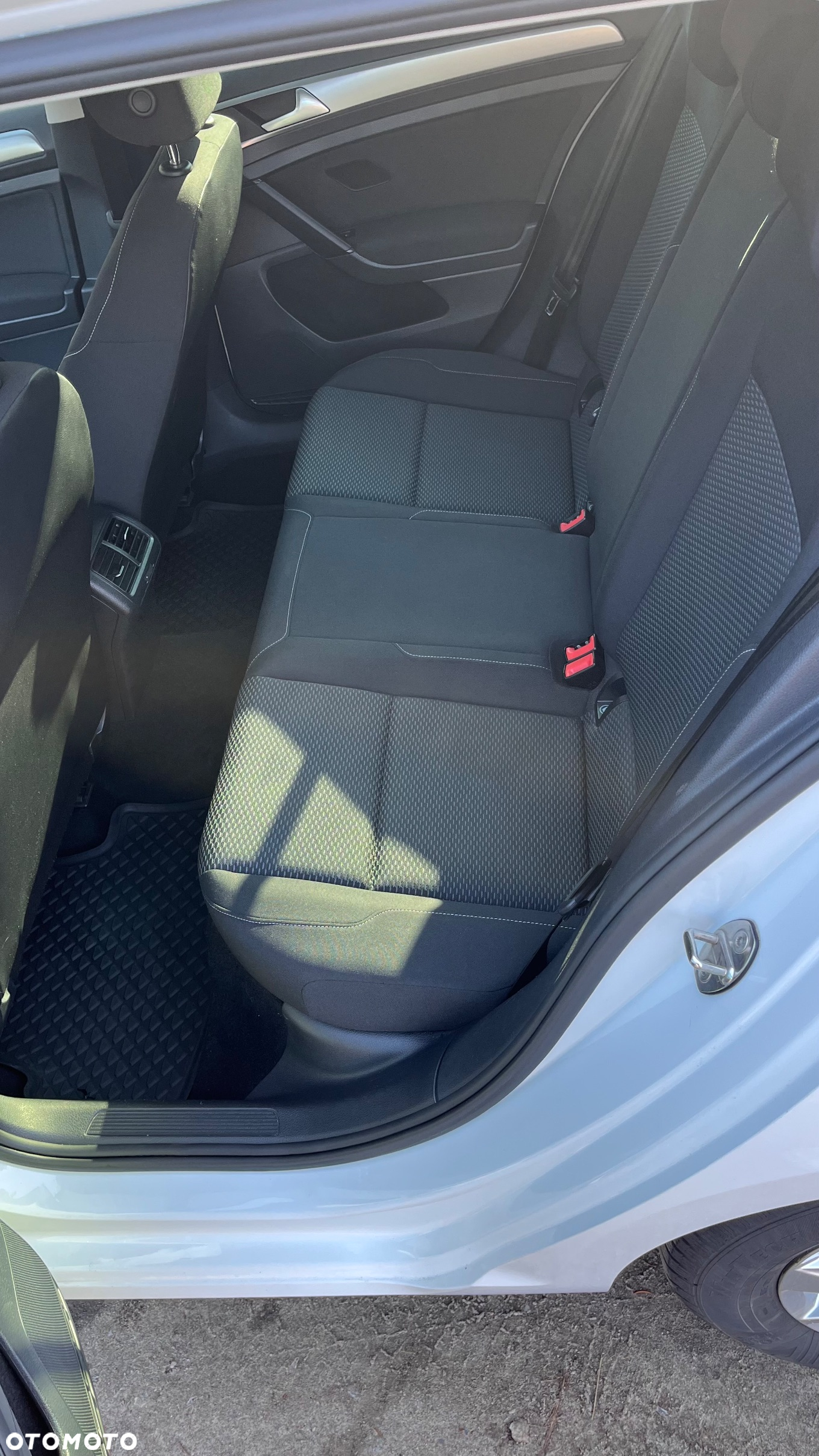 Volkswagen Golf VII 1.4 TSI BMT Comfortline - 14