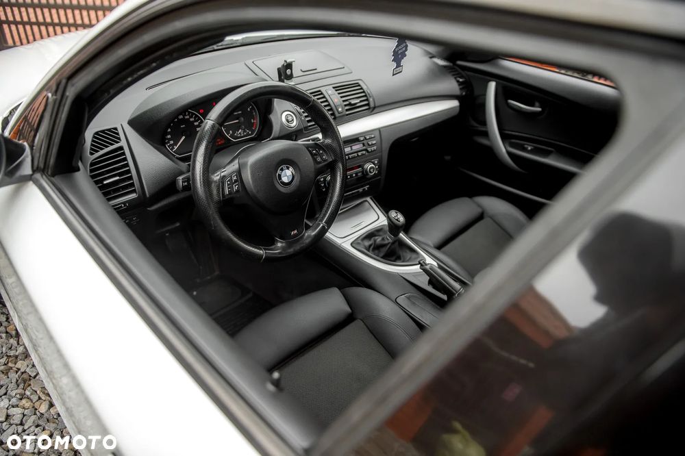 BMW Seria 1 118d DPF Edition Lifestyle - 17
