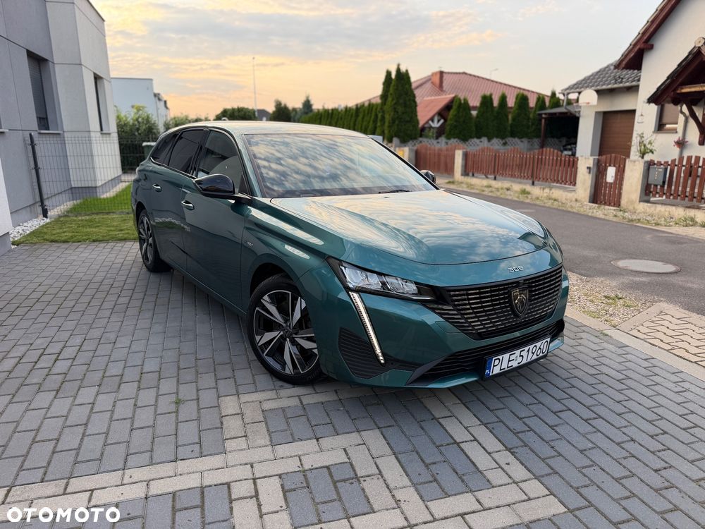 Peugeot 308 1.6 Hybrid PHEV Allure EAT8 - 22