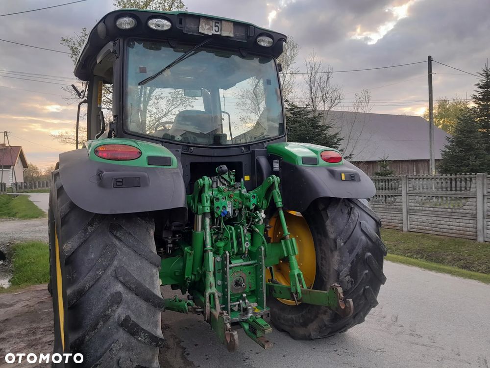 John Deere 6105R - 3