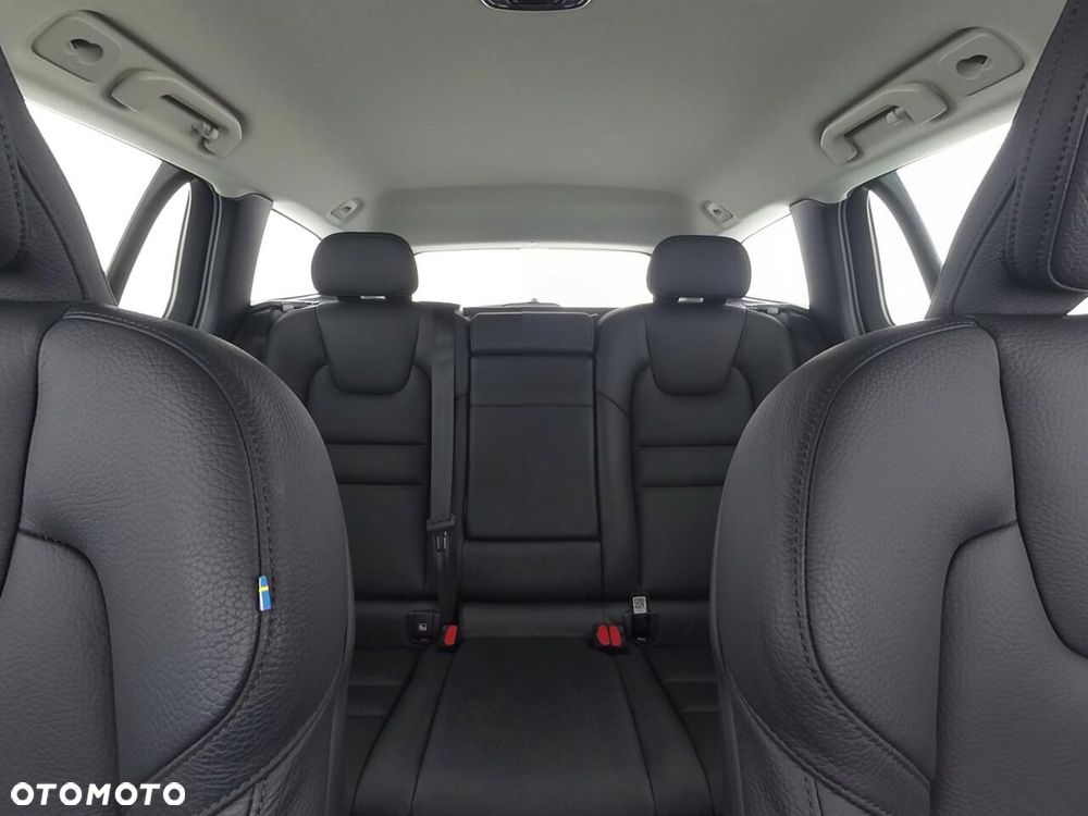 Volvo V60 Cross Country B4 D AWD Geartronic Pro - 13