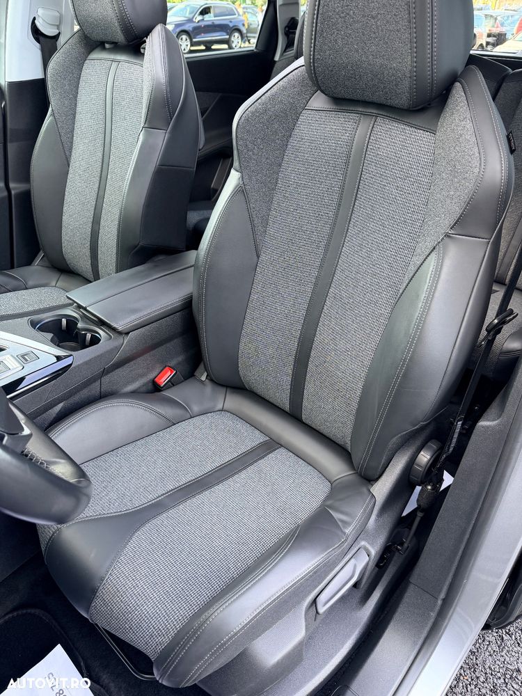 Peugeot 5008 PureTech 130 EAT6 Allure - 11