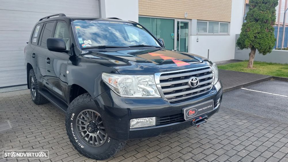 Toyota Land Cruiser 4.5 D-4D V8 - 1