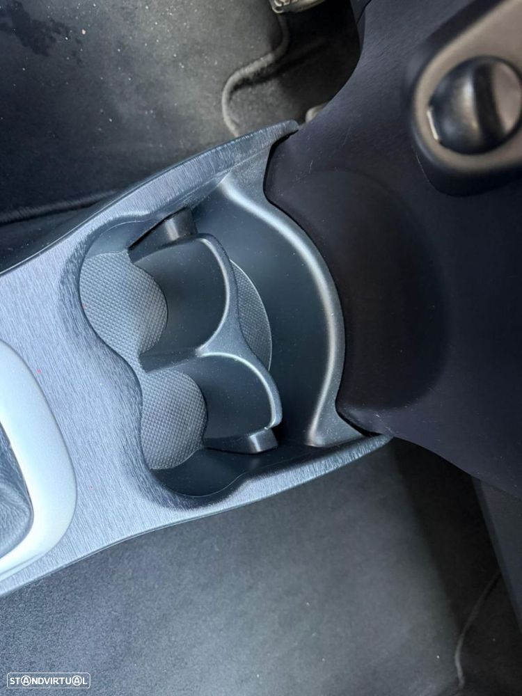 Toyota Yaris 1.0 VVT-i Comfort +PS Style +P.Techno - 25