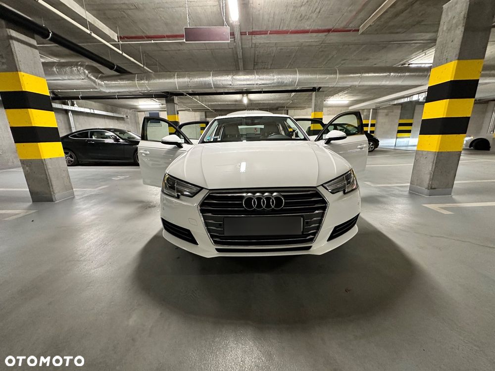 Audi A4 Limousine - 3