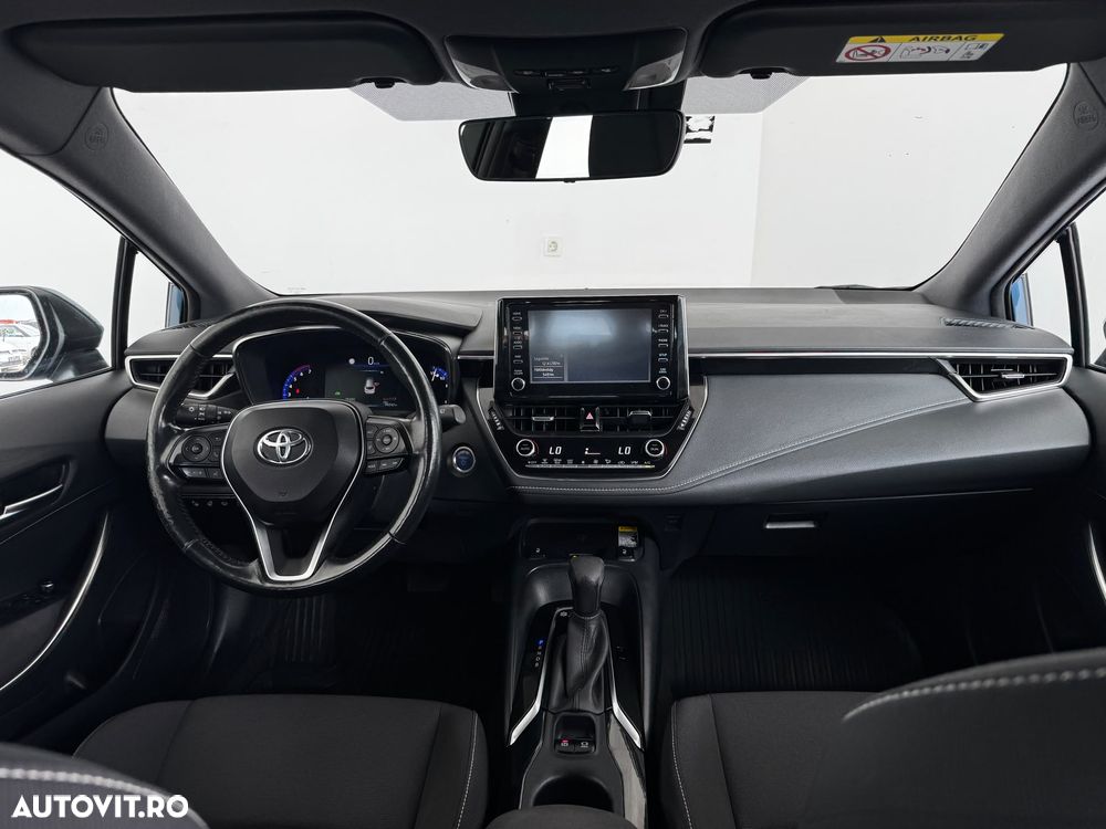 Toyota Corolla 1.8 HSD Dynamic - 11