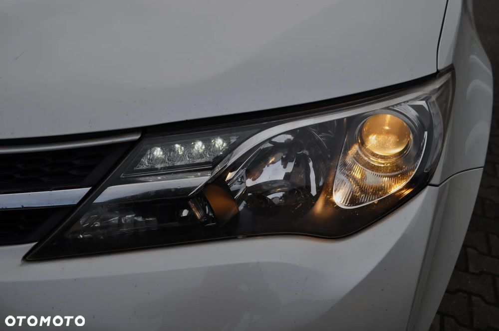 Toyota RAV4 2.2 D-4D 4x4 Executive - 35