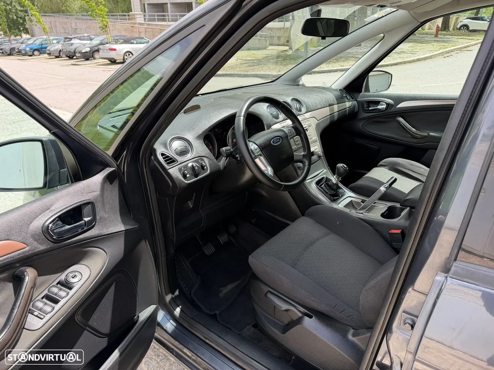 Ford S-Max 1.8 TDCi Titanium 7L - 9