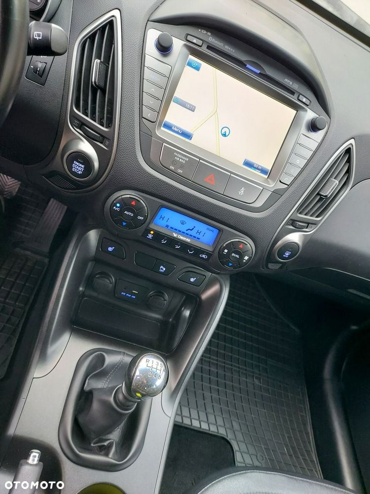 Hyundai ix35 - 11