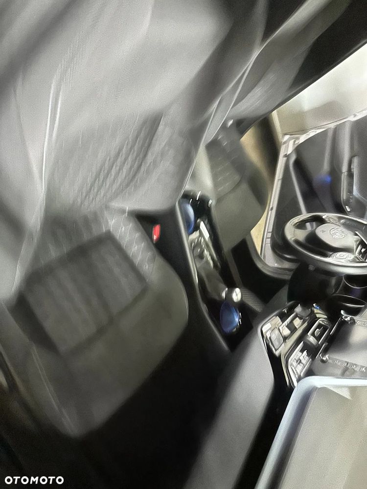 Toyota C-HR 2.0 Hybrid Business-Edition - 8