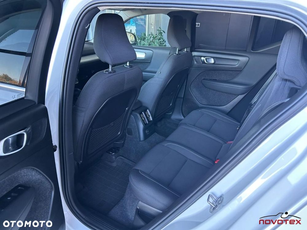 Volvo XC 40 - 22