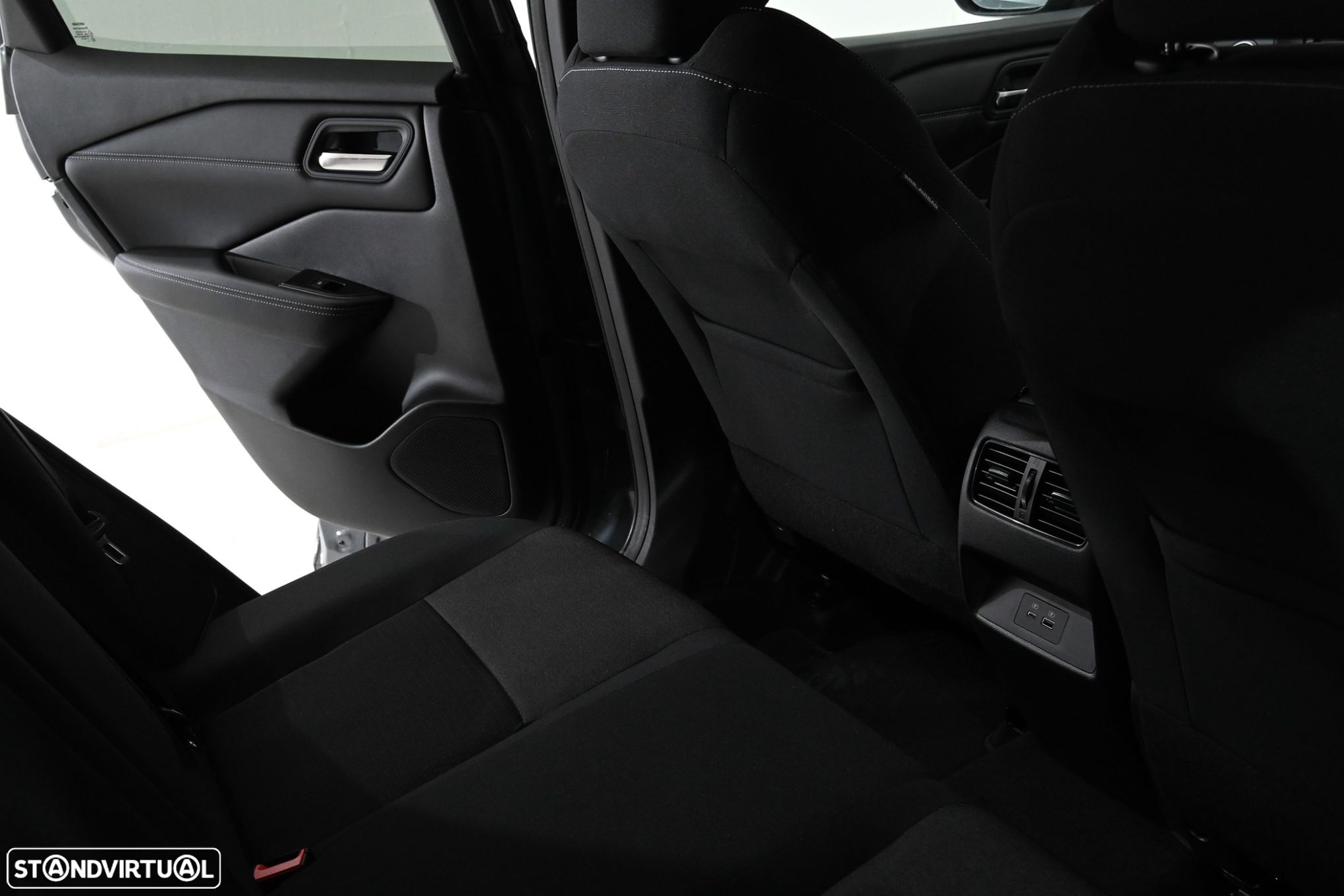 Nissan Qashqai 1.3 DIG-T N-Connecta - 22
