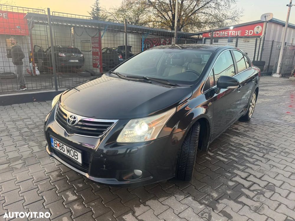 Toyota Avensis 2.2 D-CAT Luxury - 1