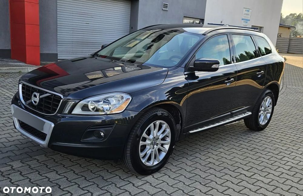 Volvo XC 60 D5 AWD Momentum - 3