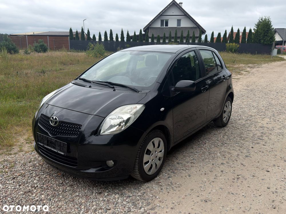 Toyota Yaris 1.0 Luna - 1