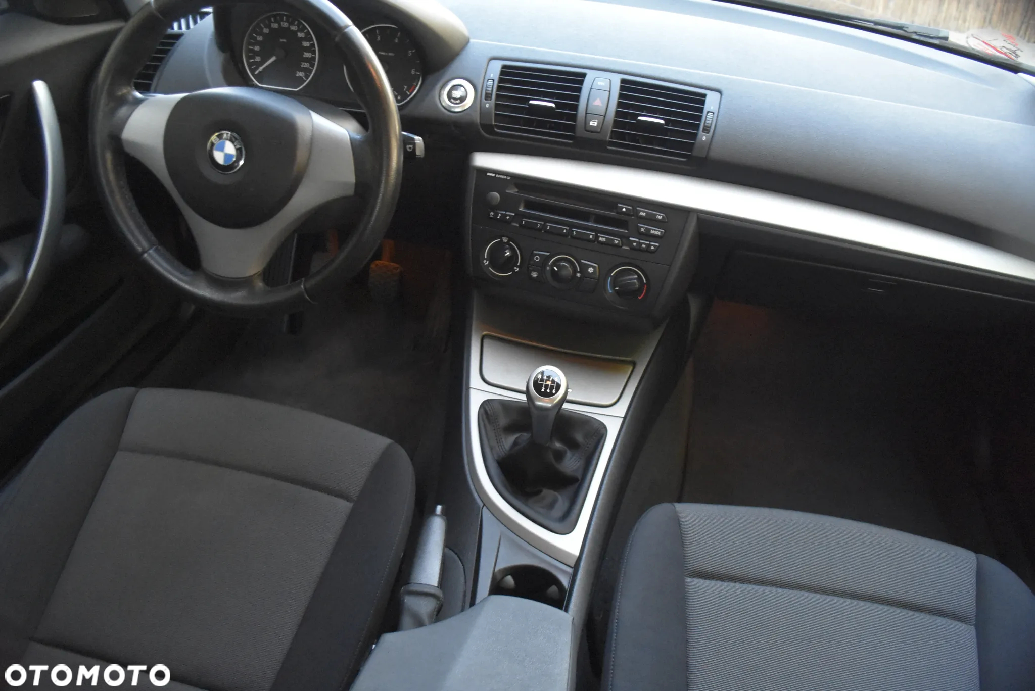 BMW Seria 1 118i - 7