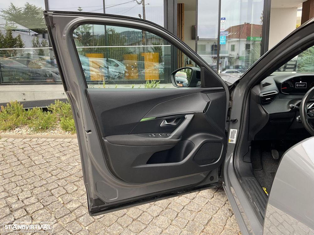 Peugeot 2008 1.2 PureTech Active Pack - 19