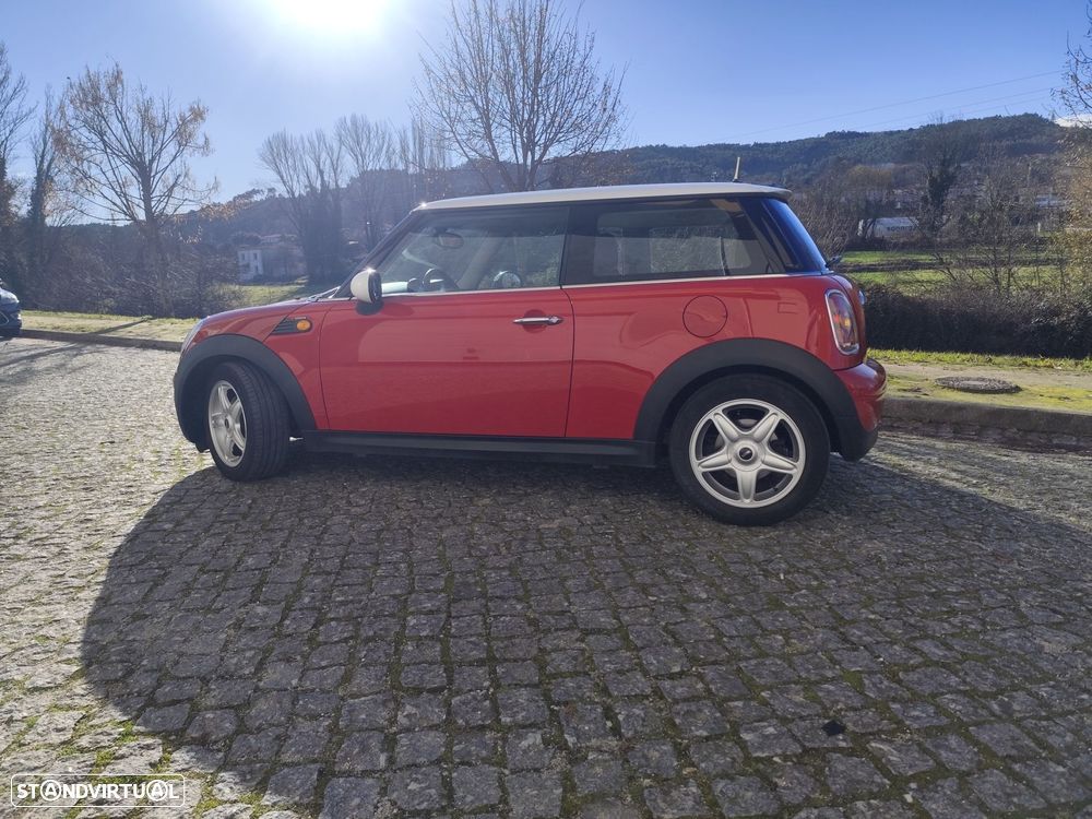MINI 3 Portas Cooper D - 5