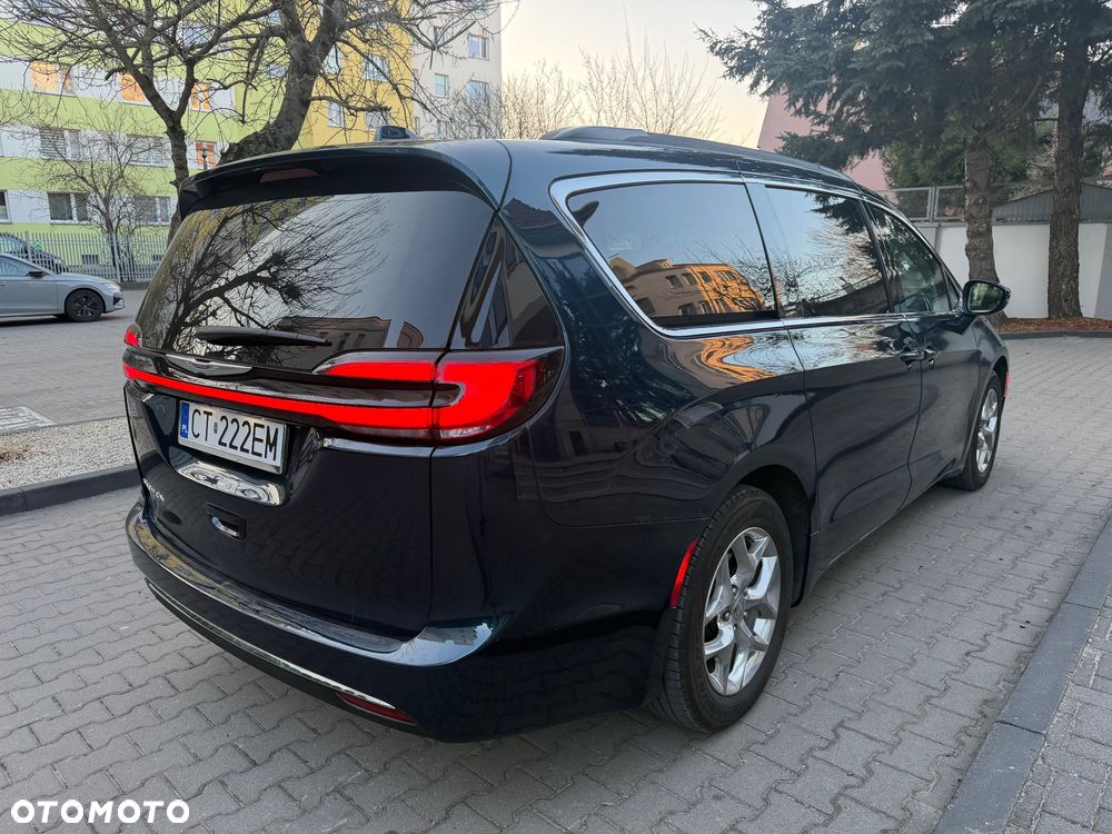 Chrysler Pacifica - 6