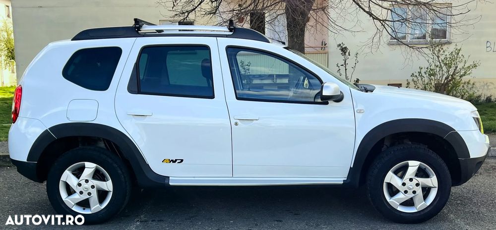 Dacia Duster 1.6 16V 105 4x4 Laureate - 5