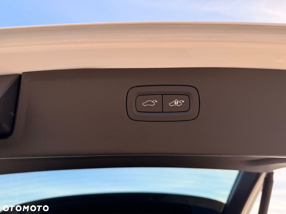 Volvo XC 90 T5 AWD Momentum 7os - 20