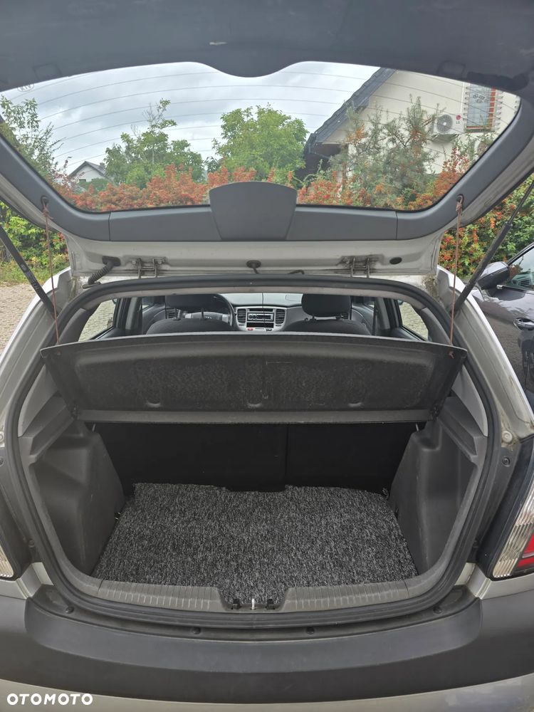 Kia Rio 1.5 CRDi Comfort - 9