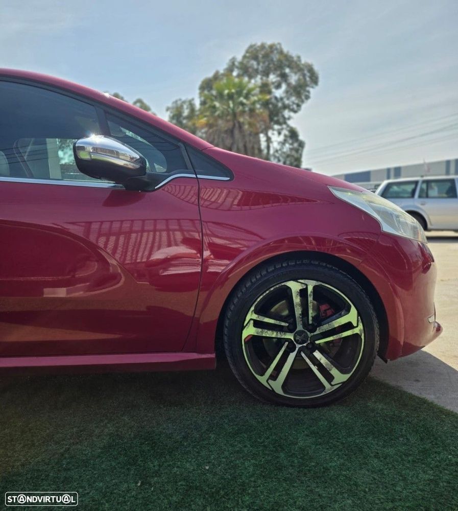 Peugeot 208 1.6 THP GTi - 5