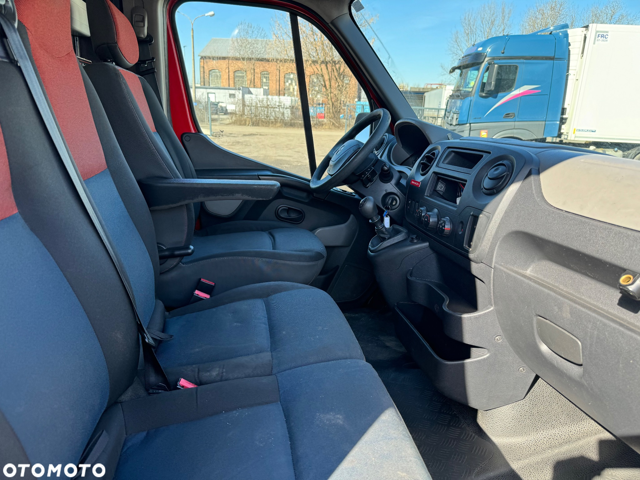 Renault Master 2016r. L3H2 Webasto 2xKLIMA 2xDrzwi Przesuwne Przetwornica 230V - 29