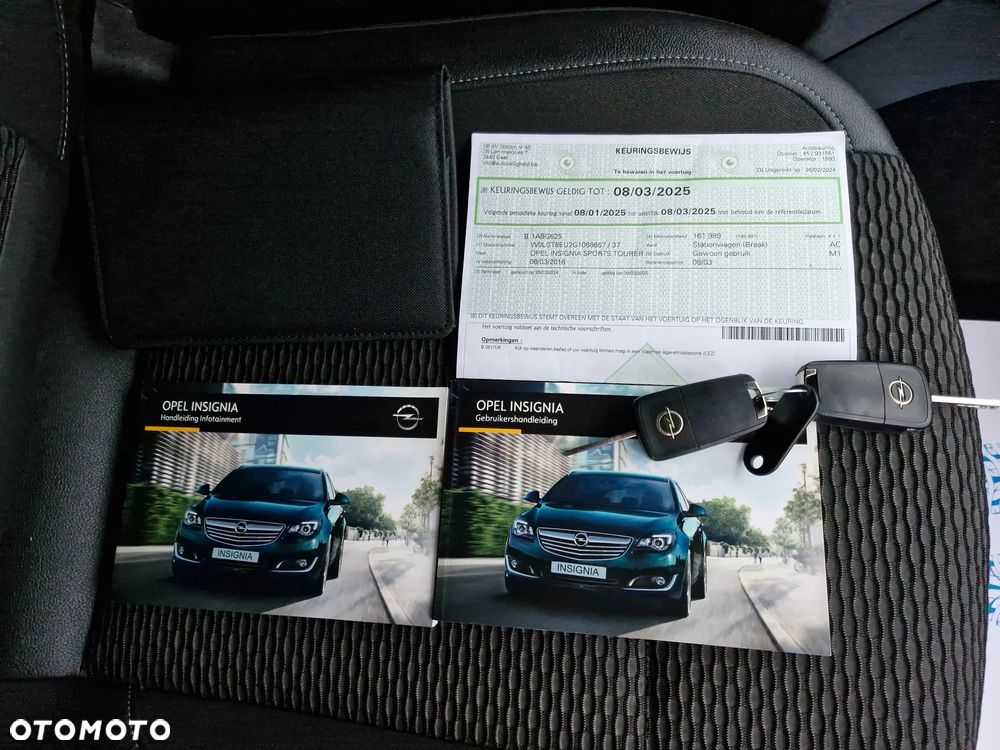 Opel Insignia 2.0 T Cosmo 4x4 S&S EU6 - 25
