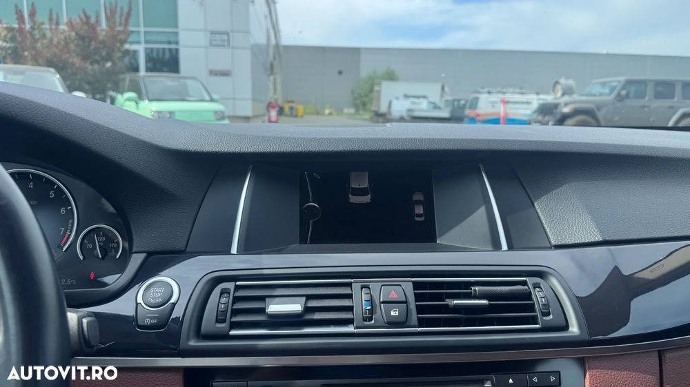 BMW Seria 5 520i Aut. - 22