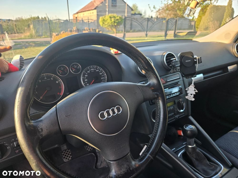 Audi A3 3-drzwiowe 1.6 Ambiente - 13